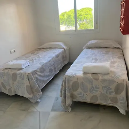 Piso De 3 Dormitorios Con Garaje Jerez de la Frontera Esterno foto